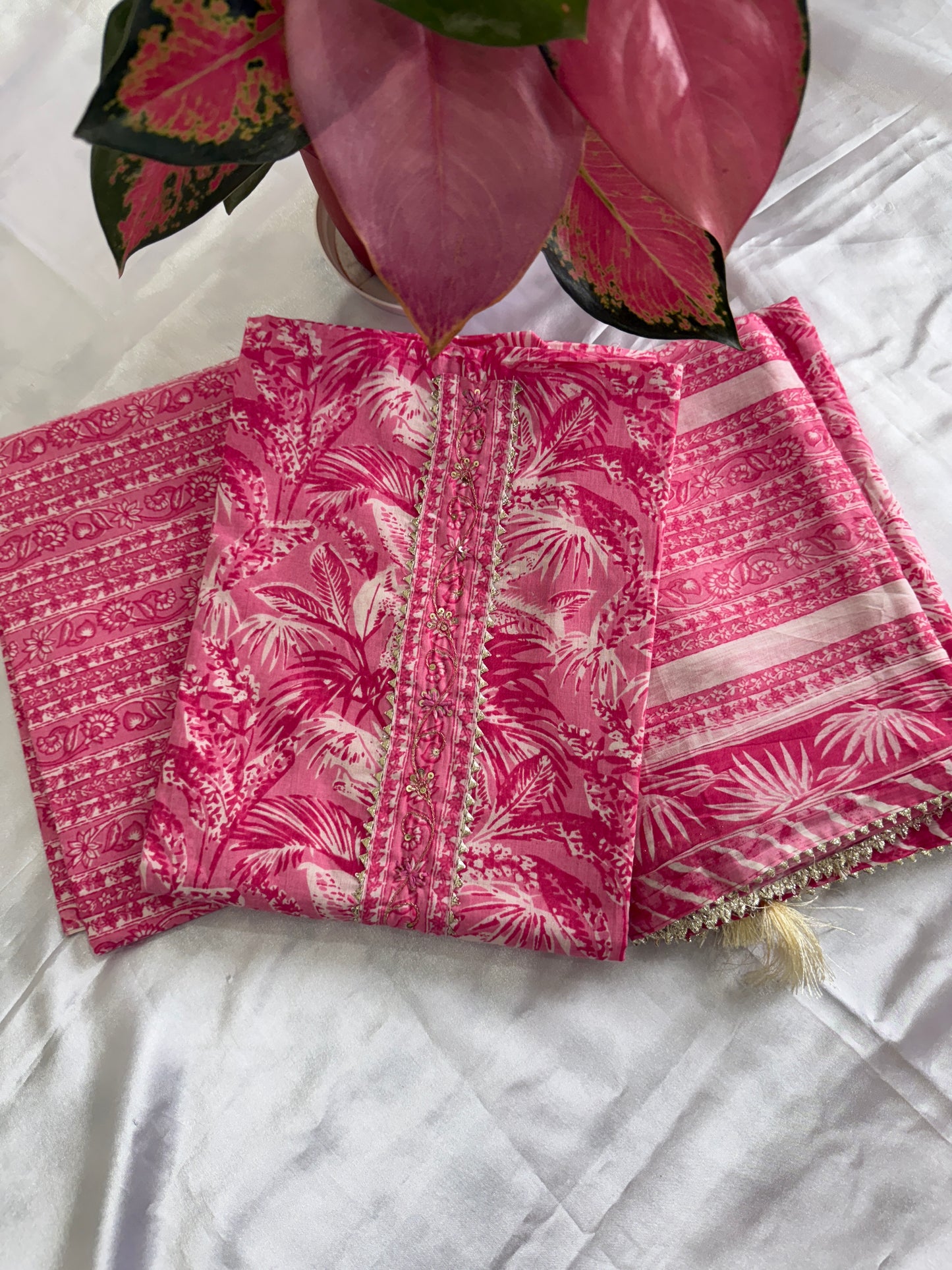 "Pink Palm Breeze"